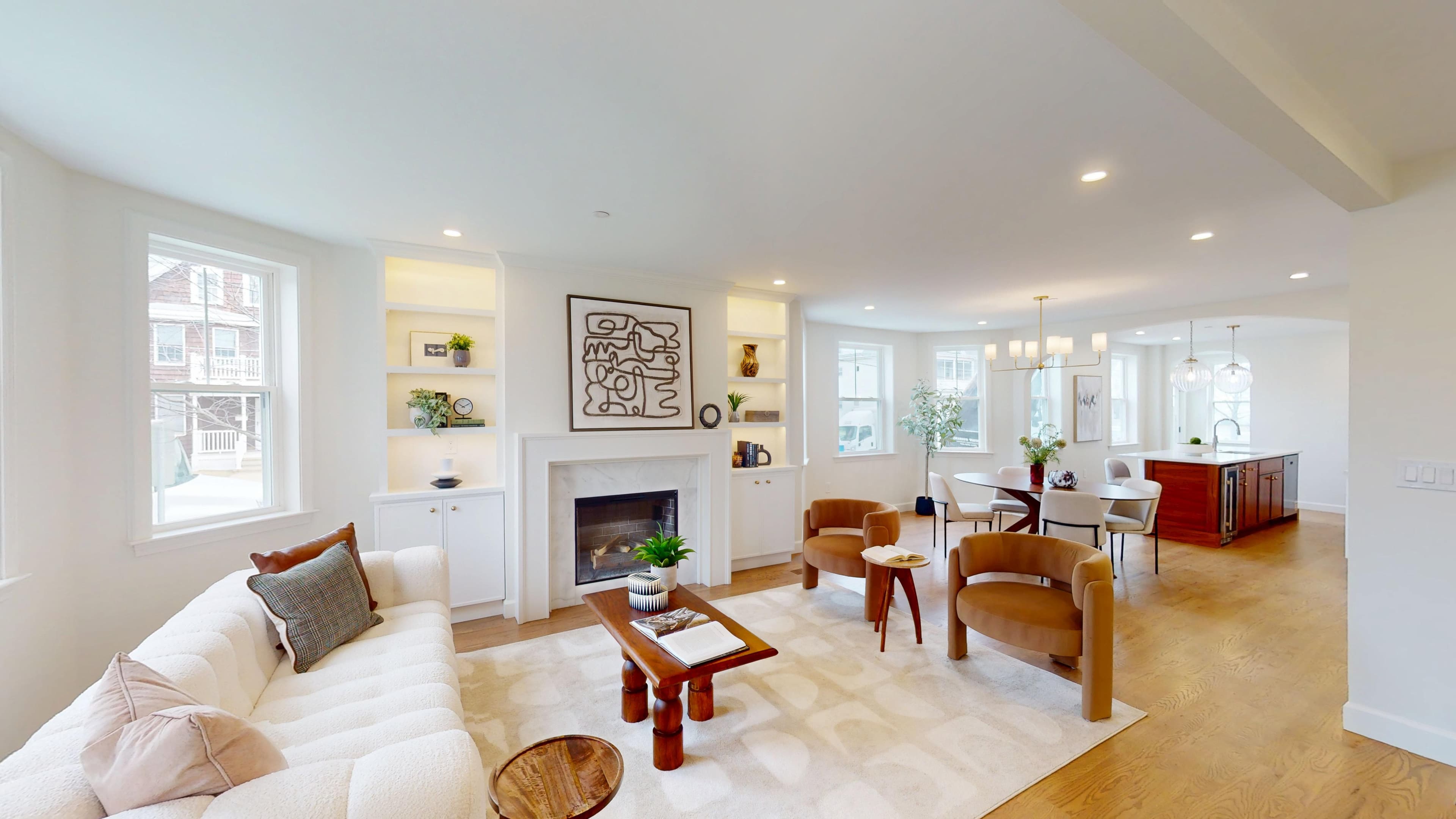 411 Salem St - Unit 1 - Thumbnail 2