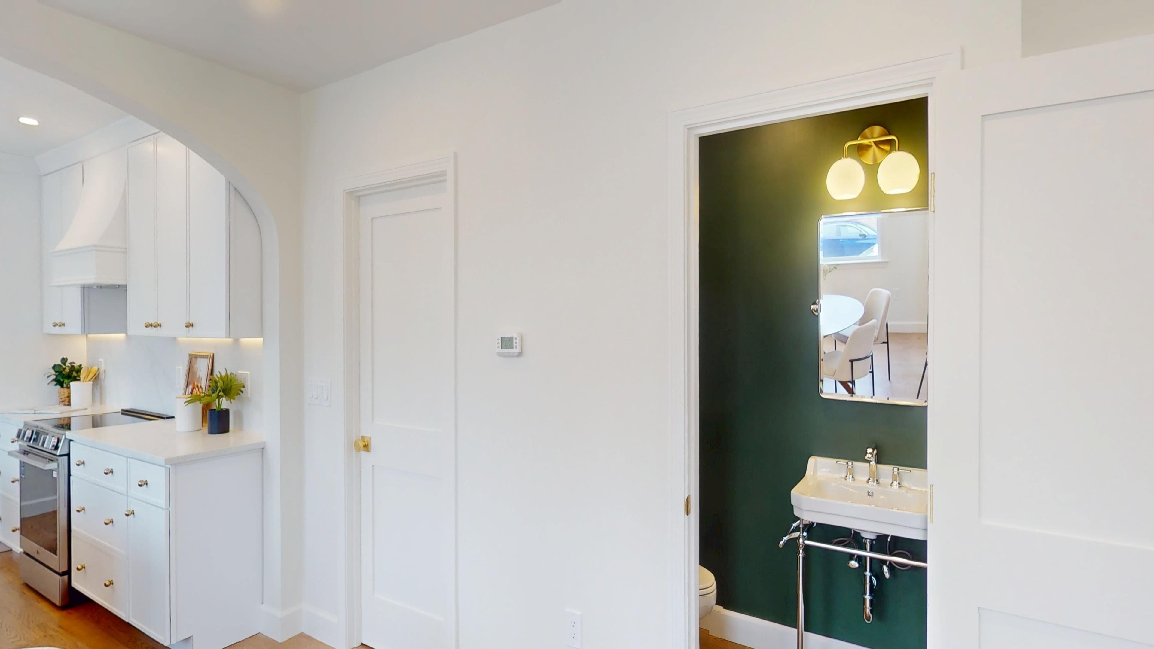 411 Salem St - Unit 1 - Thumbnail 13